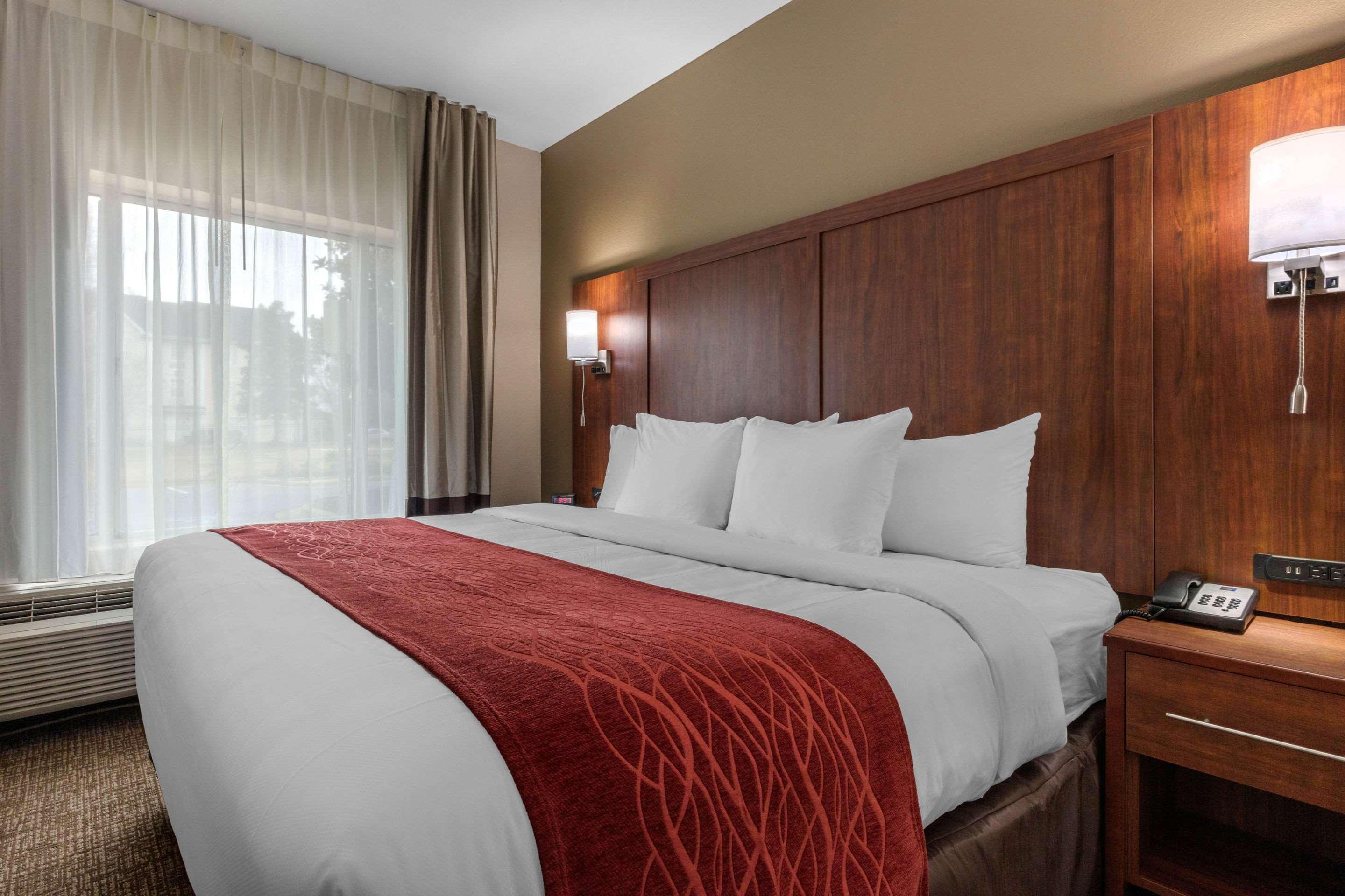 Hotel Comfort & East Carmichael Rd Montgomery