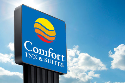 Hotel Comfort & East Carmichael Rd
