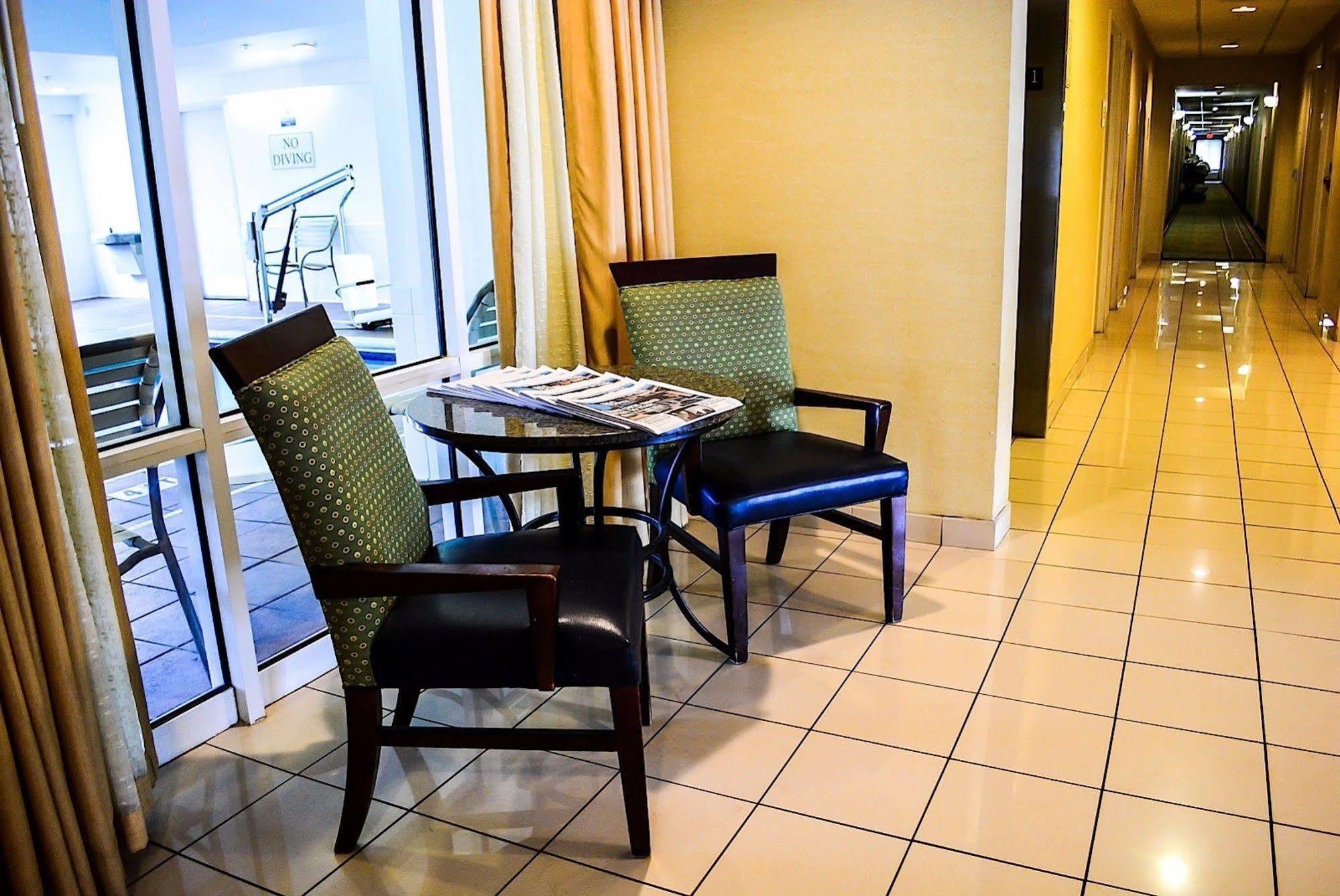 Comfort & East Carmichael Rd Hotel Montgomery